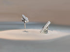 Classic diamond bar Stud Earring
