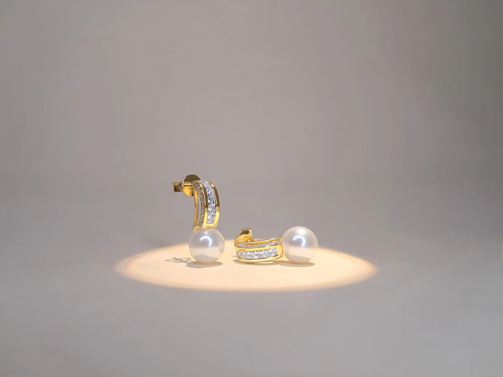Pearl & Diamond Stud Earring