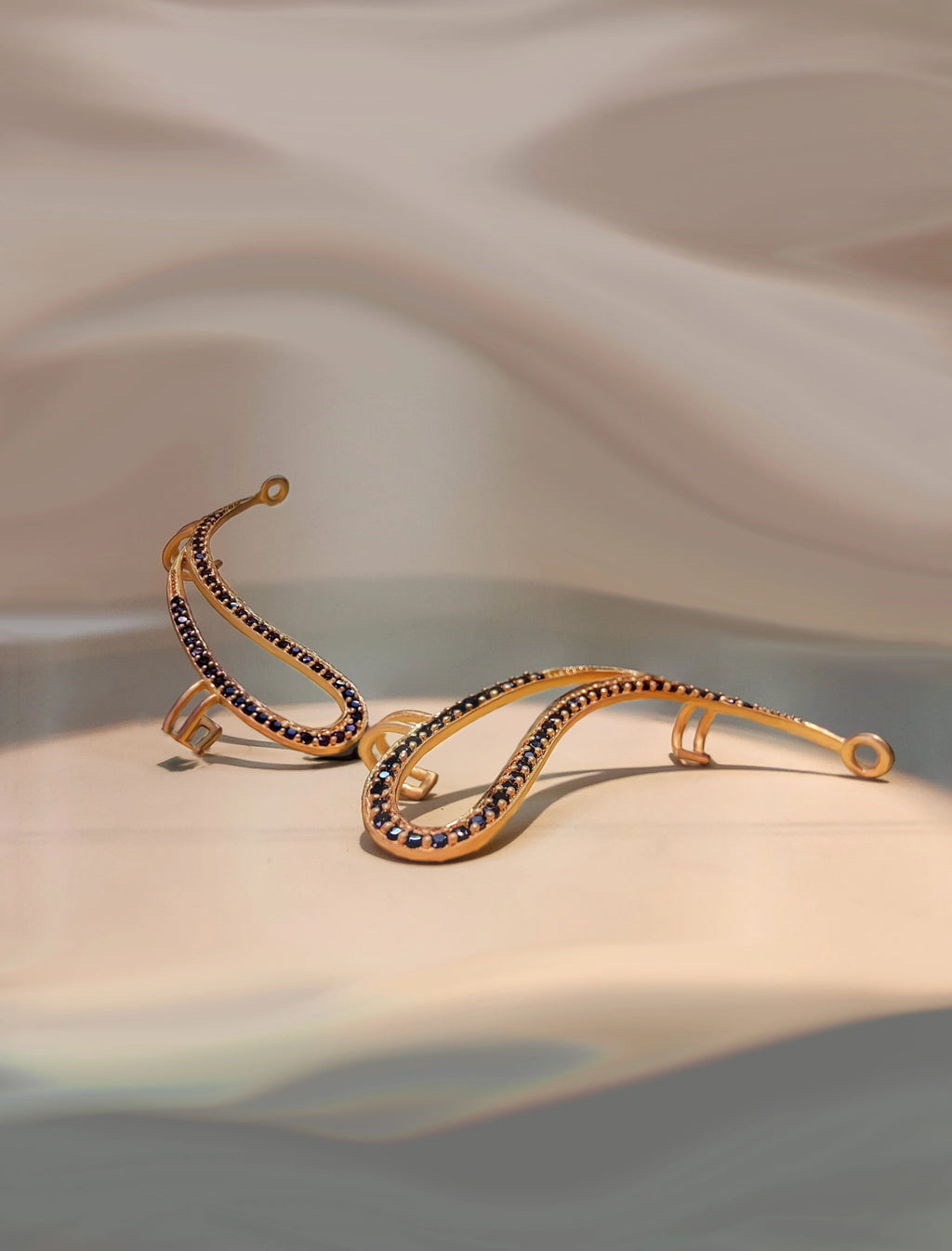 Celebrity Fancy Earring with Curved Gold Ear Cuff Design