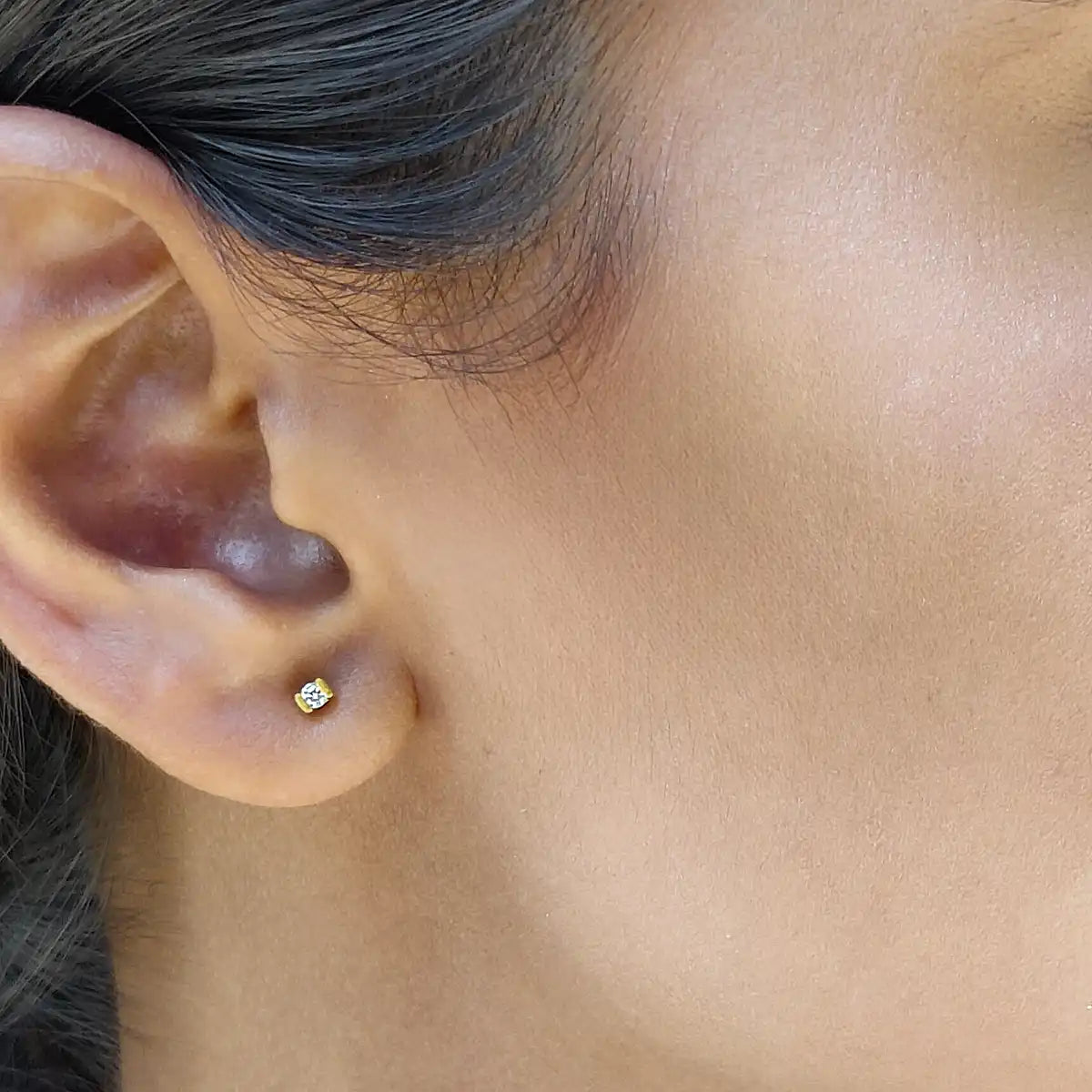 Classic Diamonds Stud Earring