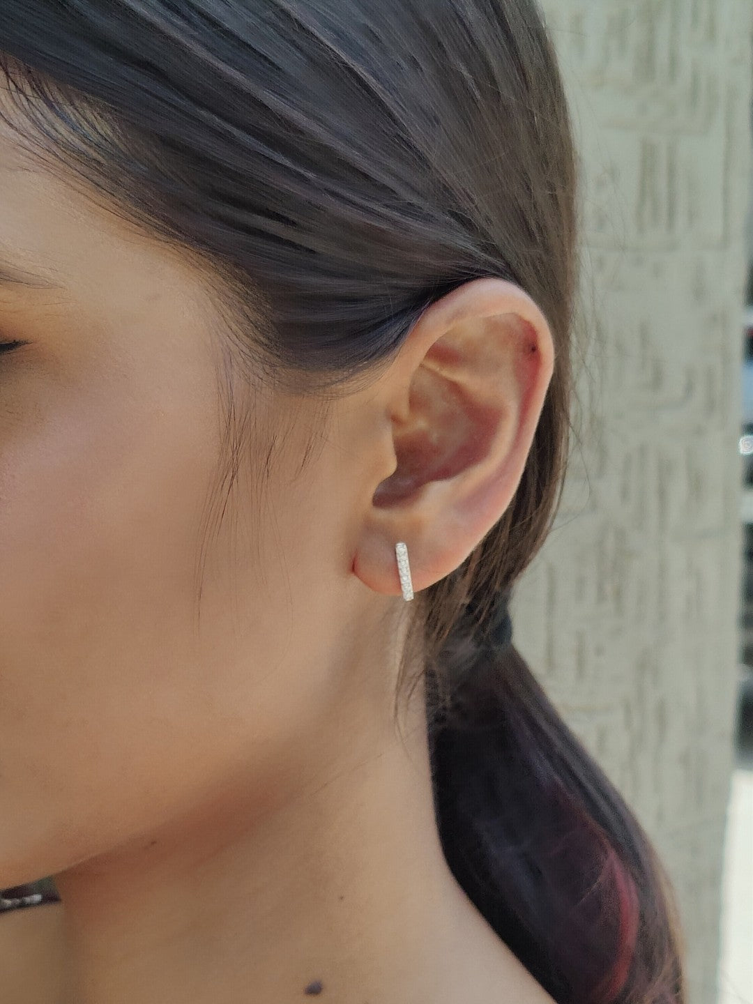 Classic diamond bar Stud Earring