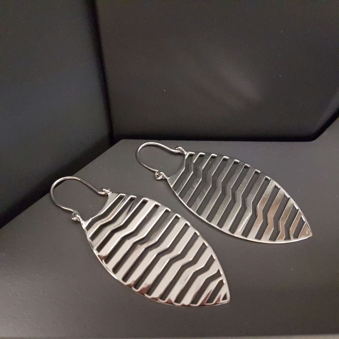 Cutwork Drop Earrings - Image 2